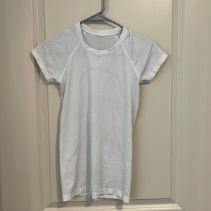Lululemon Swiftly Tech Top